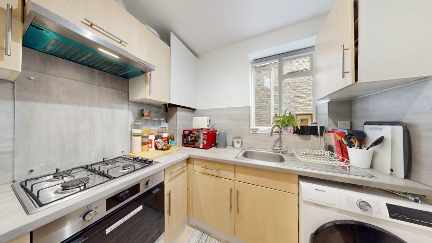 Modern Apartment with Private Balcony Sutherland Avenue, Maida Vale